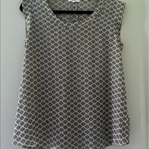 Crème and black patterned blouse